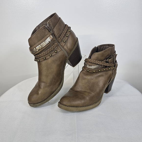 Brown Ankle Boots with Studded Detail - Picture 6 of 6